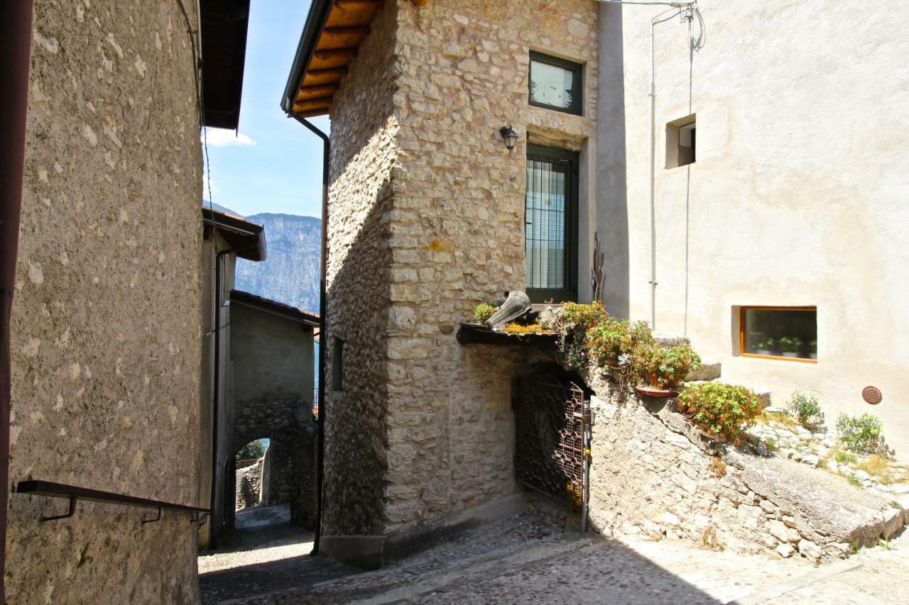 Ca De L'Angelon Aparthotel Brenzone sul Garda Exterior photo