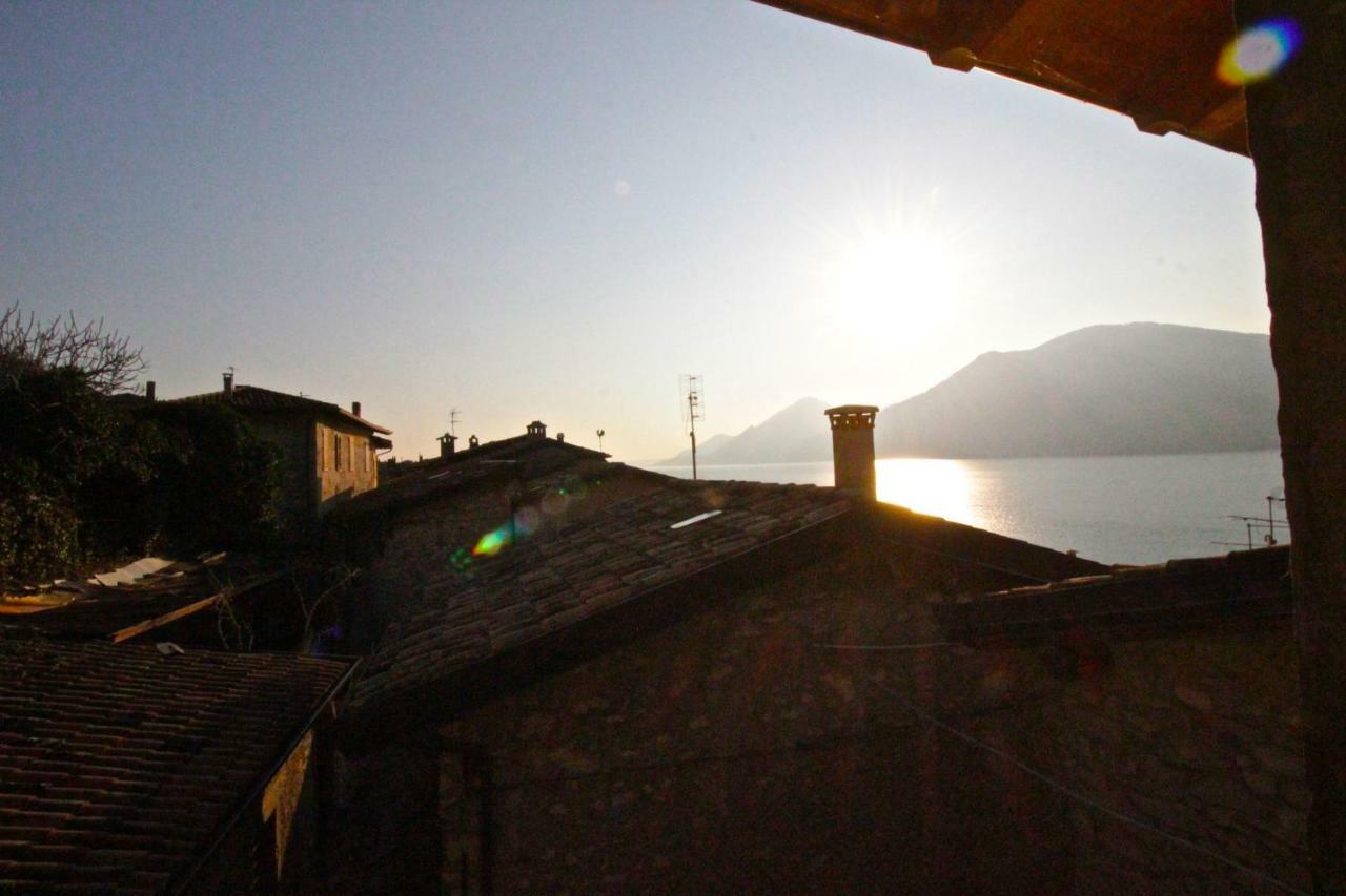 Ca De L'Angelon Aparthotel Brenzone sul Garda Exterior photo